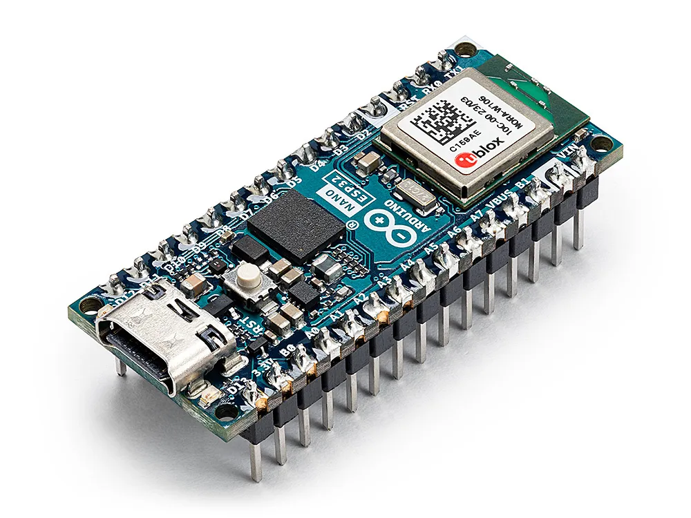 Arduino® Nano ESP32 με προκολλημένα headers