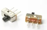 Ολισθαίνοντας διακόπτης SS12D00G2 3 ακίδων – 1